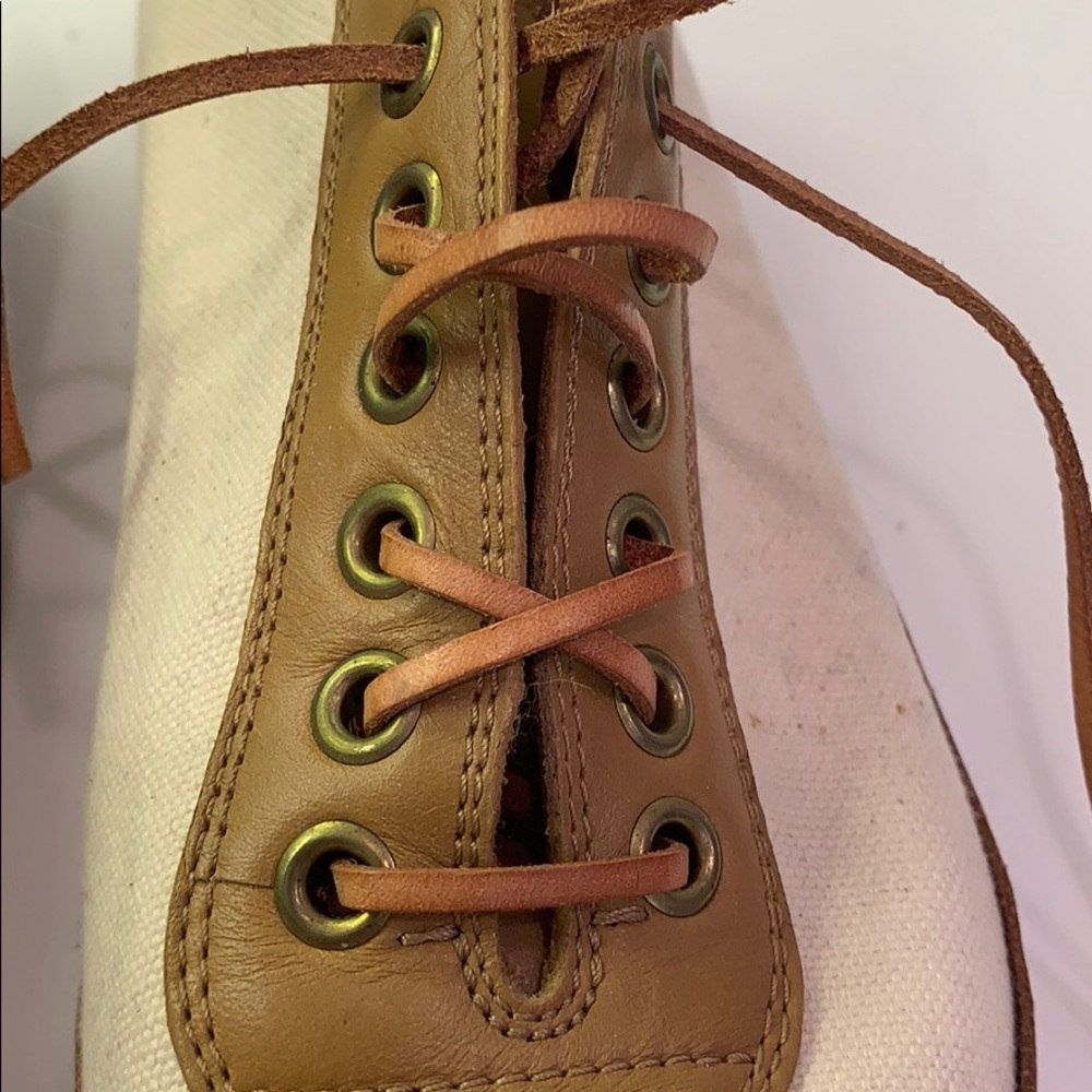 Prada Prada! Real deal! Oxford; cream & tan. Mint! - Picture 3 of 8